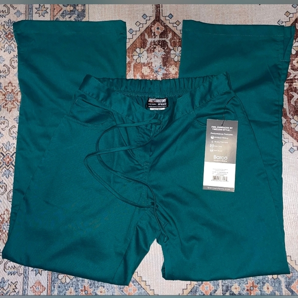NWT  Barco Grey's Anatomy 4232P Women'sClassic Fit 5 Pocket Scrub Pants.Size XSP - Picture 3 of 13
